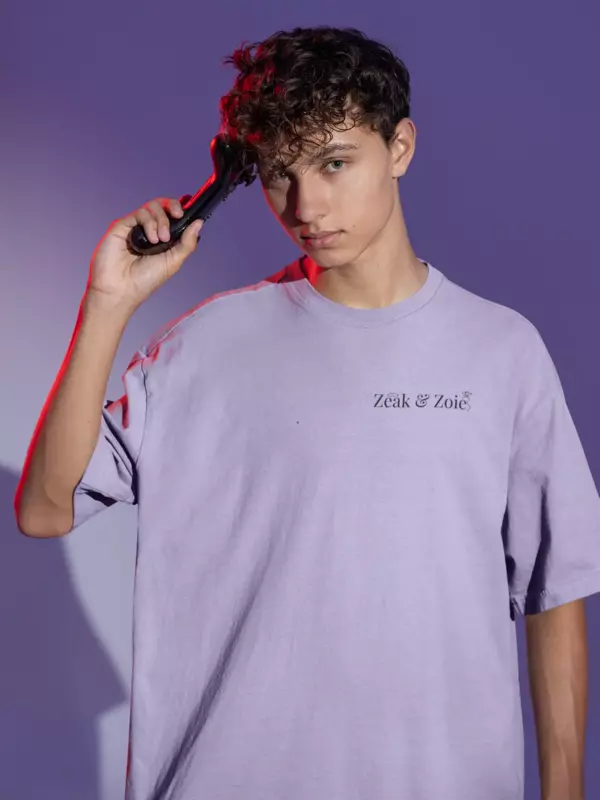 Zeak & Zoie : Lost in the space and time Lavender | Oversized T-Shirt